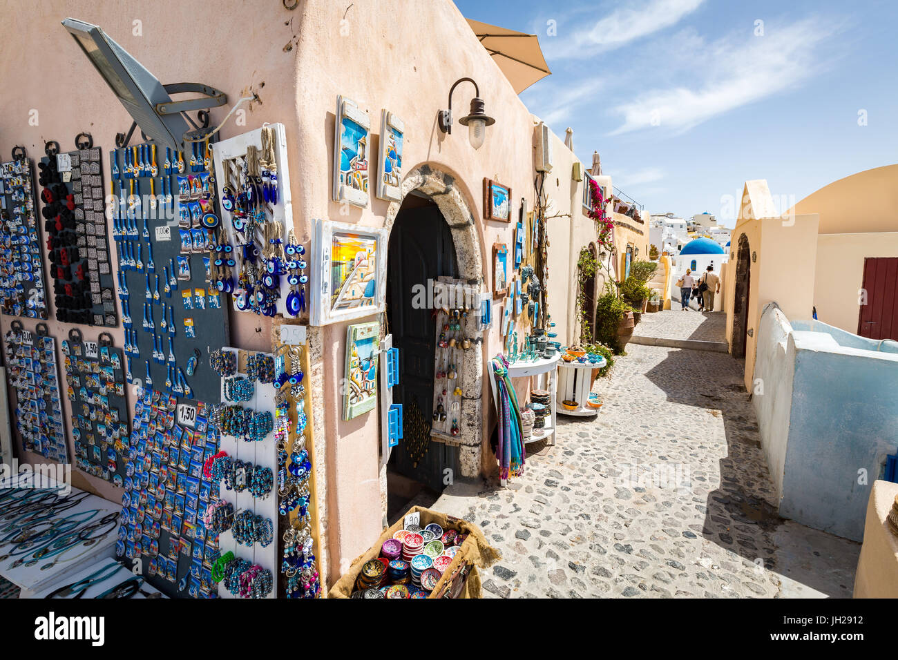 Souvenir shops selling pictures, magnets and jewellery in Oia, Santorini, Cyclades, Greek Islands, Greece, Europe Stock Photo