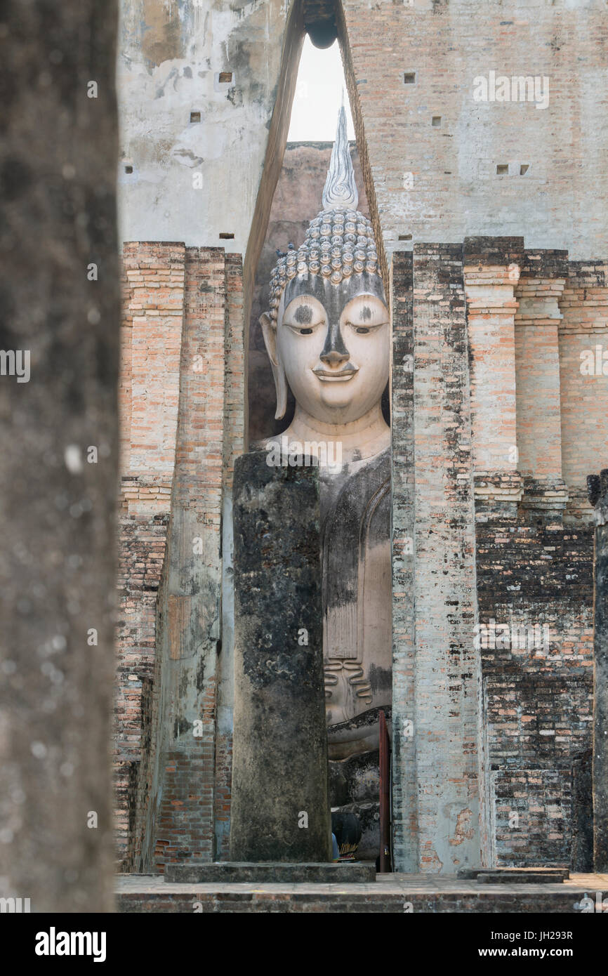 Giant Buddha statue, Wat Si Chum, Sukhothai historical park, Sukhothai, Thailand Stock Photo
