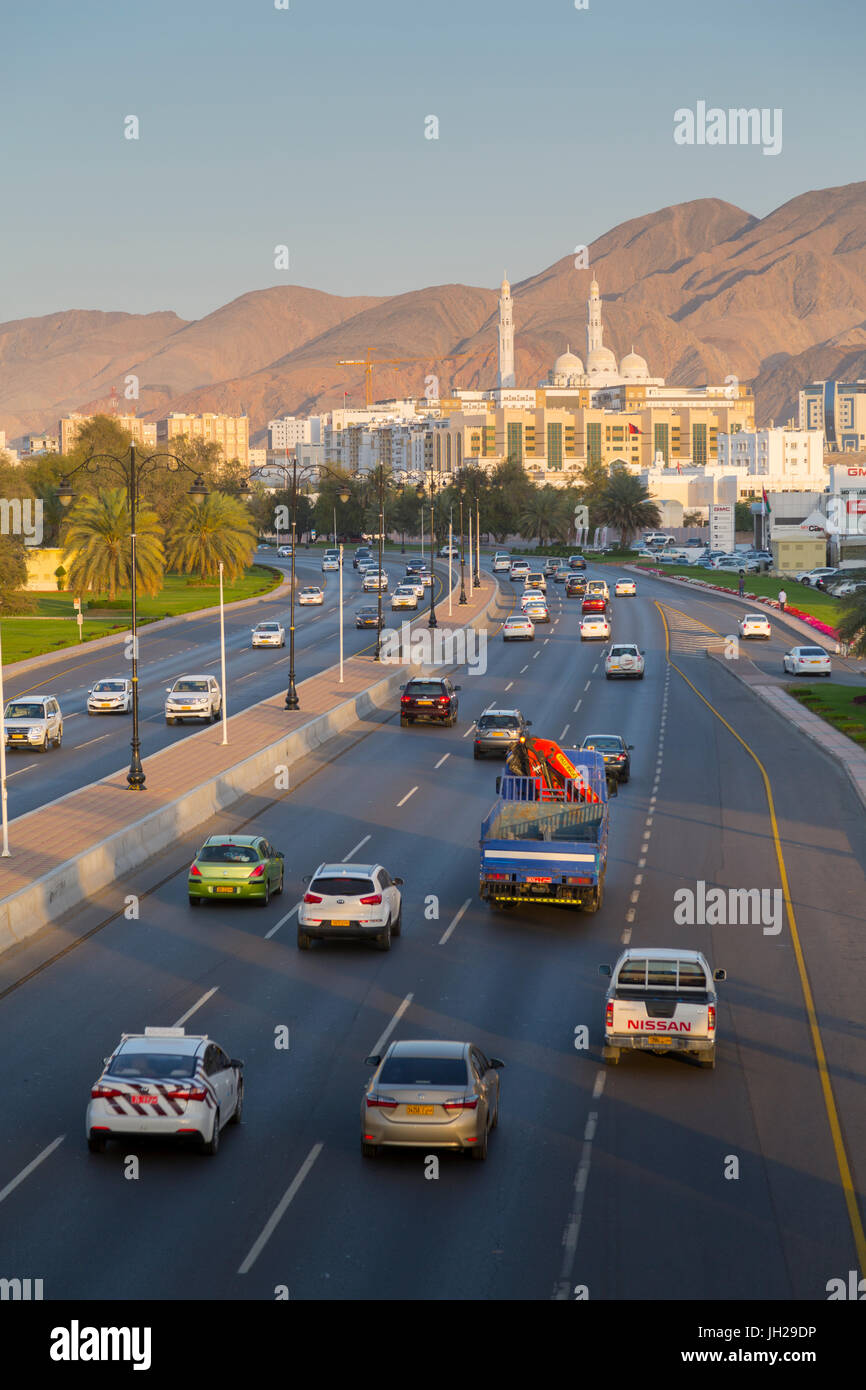 Mohammed Al Ameen Mosque and traffic on Sultan Qaboos Street, Muscat, Oman, Middle East Stock Photo