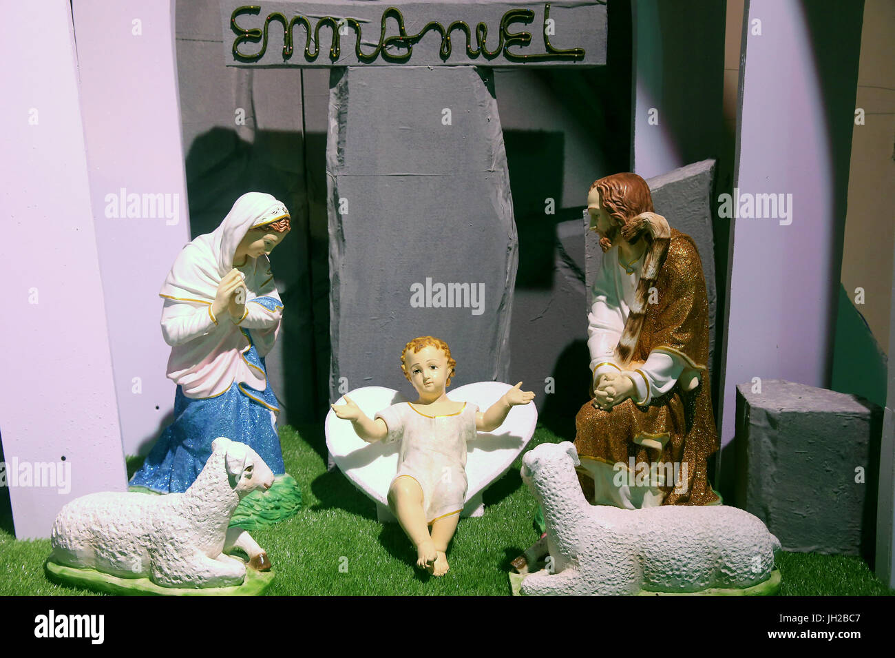 Baby jesus crib hires stock photography and images Alamy