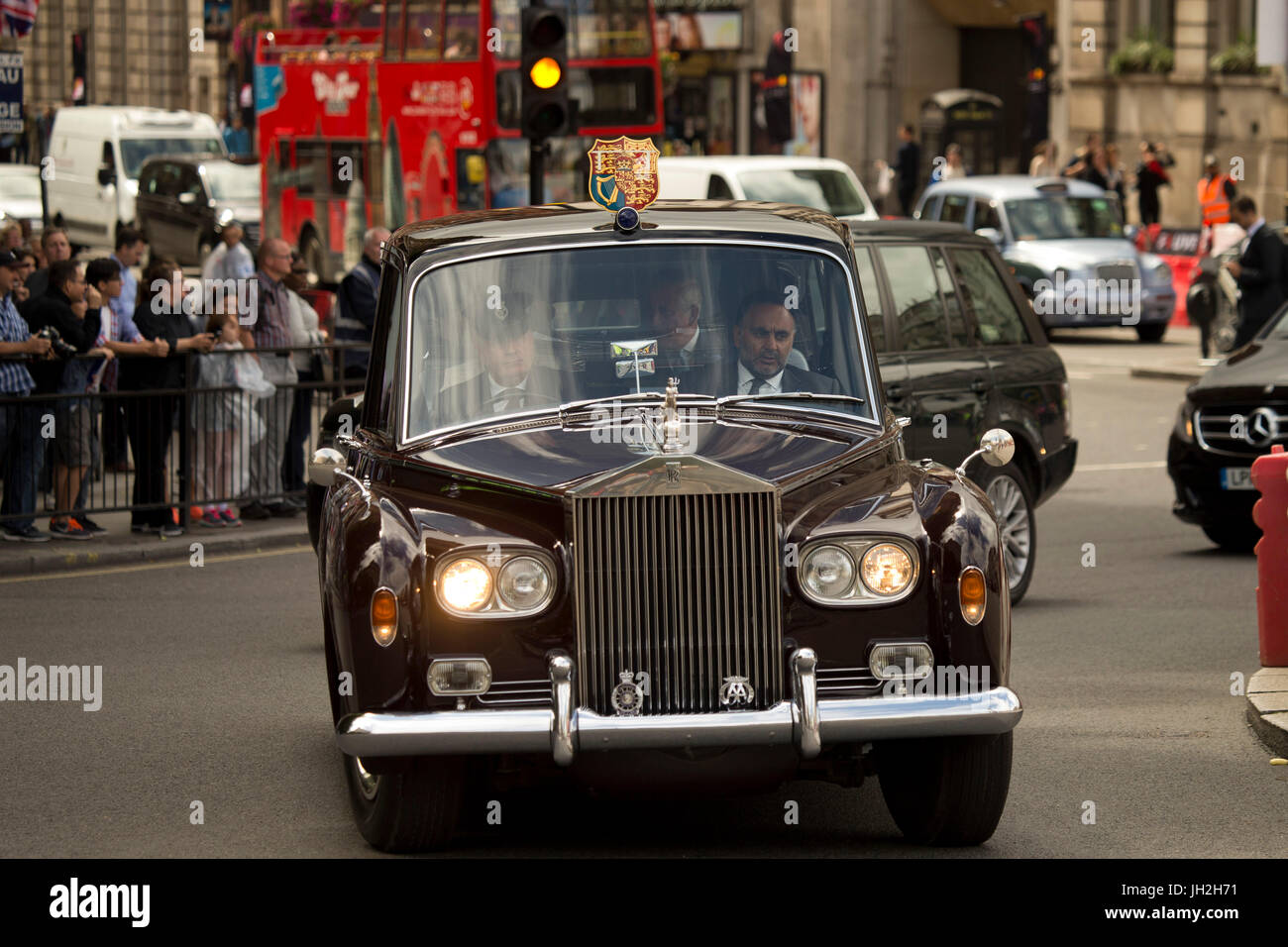 London, UK. 12th Jul, 2017. 12 July 2017. Prince Charles and Camilla in London Credit: Sebastian Remme/Alamy Live News Stock Photo