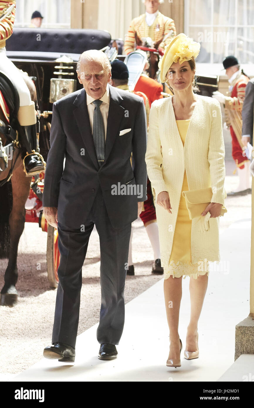 London, UK, Spain. 12th July, 2017. King Felipe VI of Spain, Queen Letizia of Spain attends an official reception by Queen Elizabeth II of the United Kingdom of Great Britain and Northern Ireland and Prince Philip, Duke of Edinburgh at Great Hall of Buckingham Palace on July 12, 2017 in London. Credit: Jack Abuin/ZUMA Wire/Alamy Live News Stock Photo