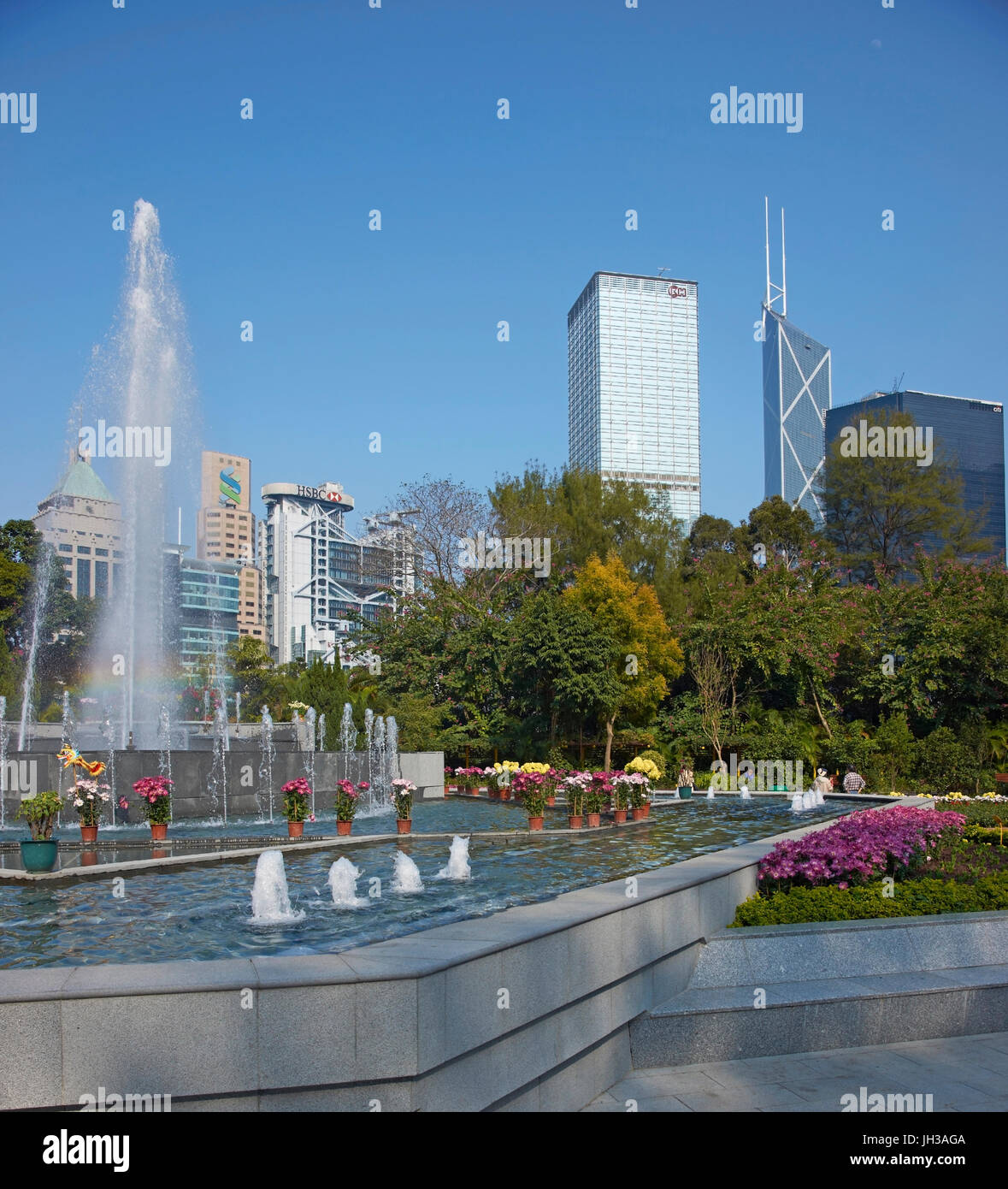 Hong kong park fountain hires stock photography and images Alamy