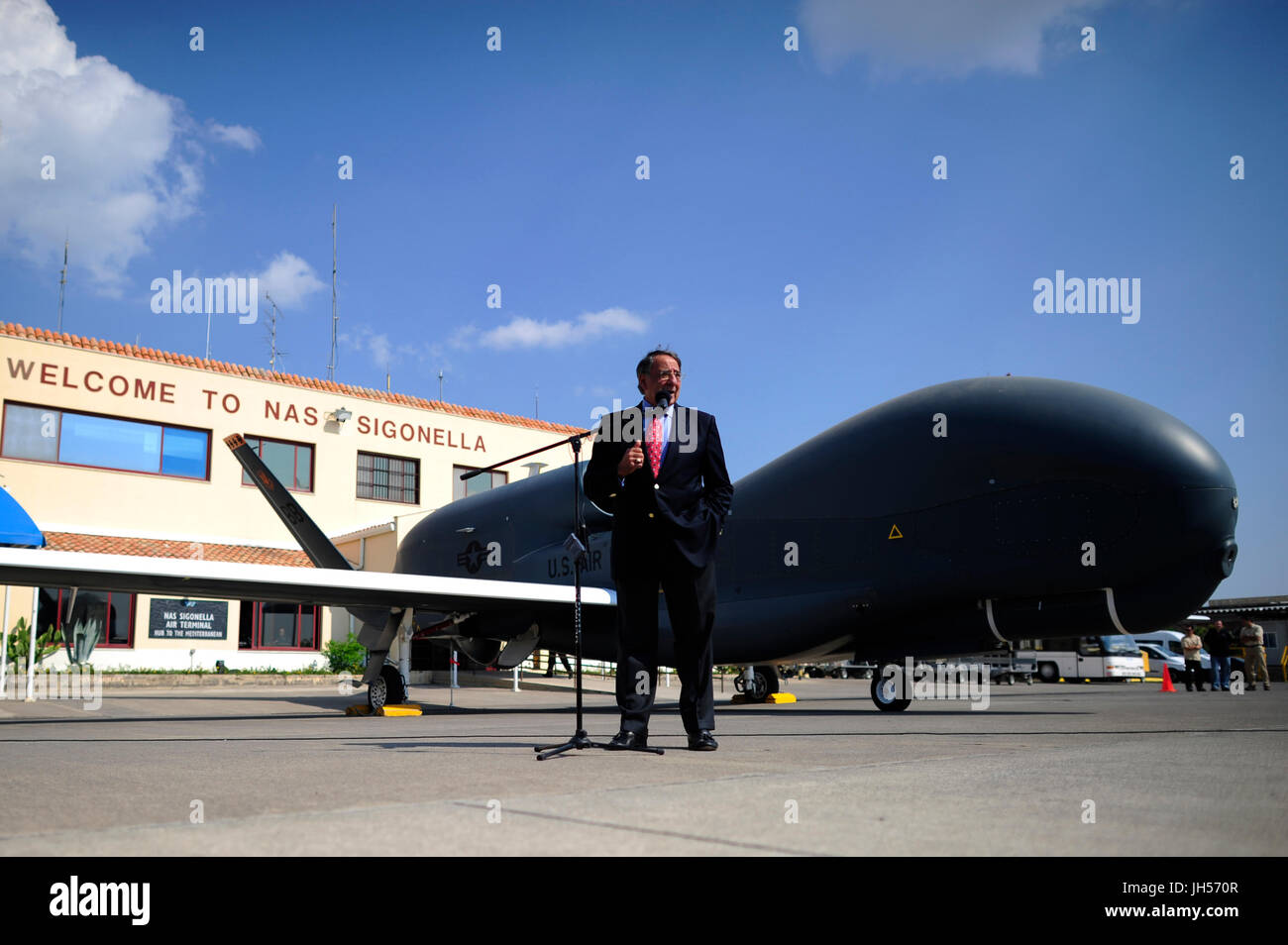 Unmanned Aerial Vehicle (UAV) Definition, History, Types,, 50 OFF