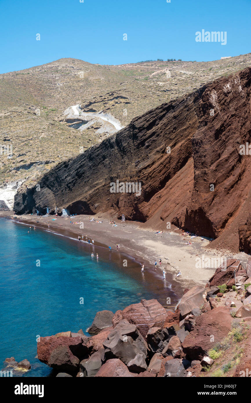 Red Beach, Roter Strand oder in griechisch Paralia Kokkini bei Akrotiri, Santorin, Kykladen, Aegaeis, Griechenland, Mittelmeer, Europa | Red beach, Pa Stock Photo
