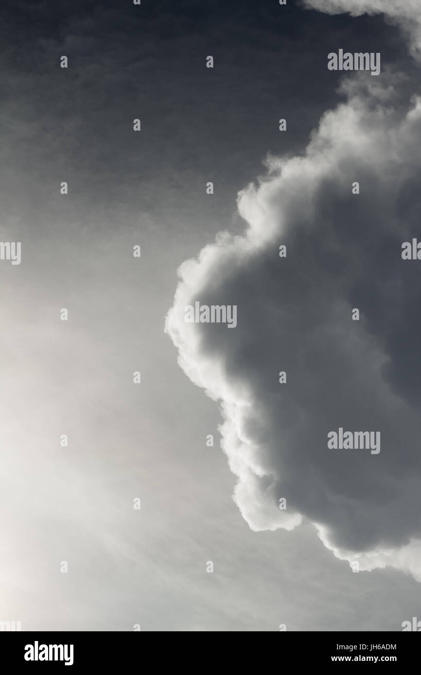 Cloudscape - white clouds making abstract patterns in the sky Stock ...