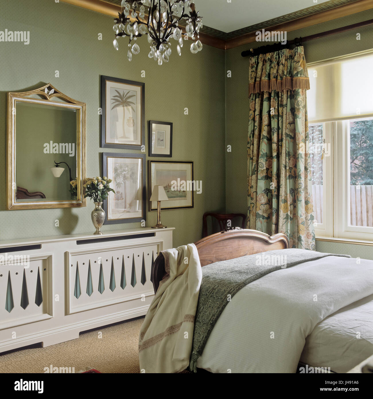 Open window bedroom hi-res stock photography and images - Alamy