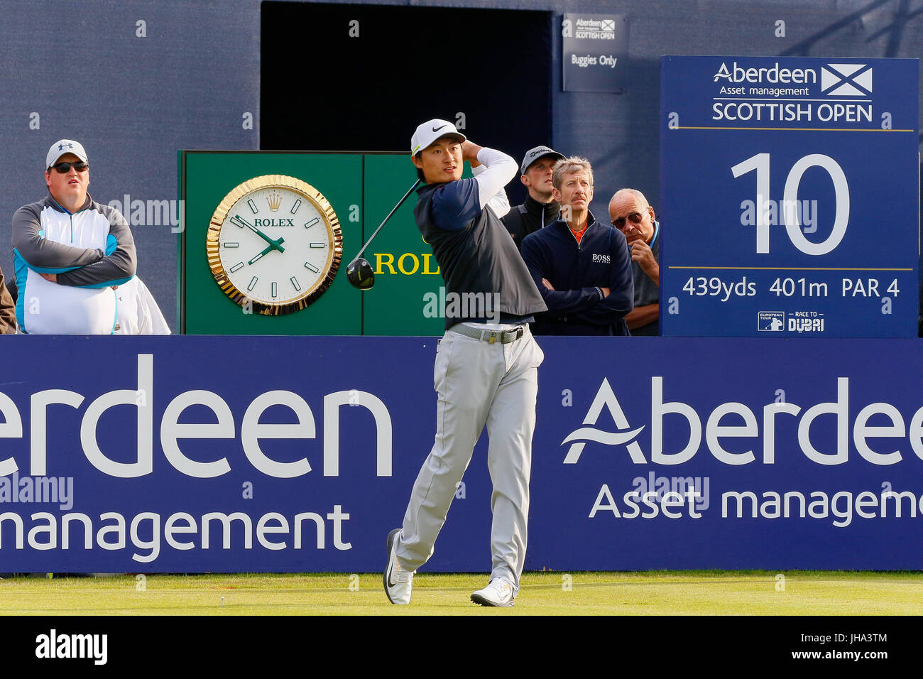 Ayrshire, Scotland, UK. 13th July, 2017. On the first day of the AAM Scottish Open Golf championship, golfers from around the world played over Dundonald Links near Irvine, Ayrshire. Players included Rory Mcilroy, Rickie Fowler, Jason Dufner, Henrik Stenson, Luke Donald and many others. Credit: Findlay/Alamy Live News Stock Photo