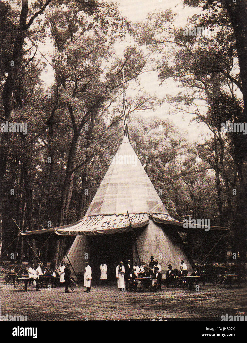 Wigwam native american tribes hi-res stock photography and images - Alamy
