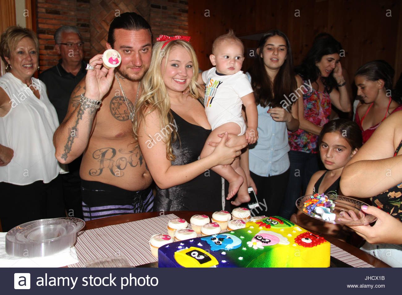Chris Carneytiffany Thornton Kenneth James Carney At His 3 5 Million Dollar Pad In Encino Godfather Wilmer Valderarama Hosts A Pool Party For Kenneth Chris Carneytiffany Thornton Kenneth James Carney At His 3 5 Million Dollar Pad In Encino Godfather Wilmer Valderarama Hosts A Pool Party For Kenneth