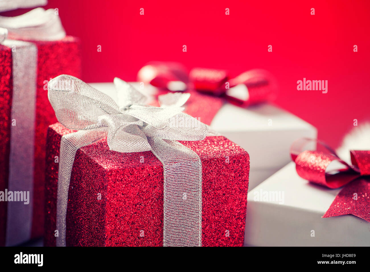 Gift red box with ribbon Stock Photo - Alamy