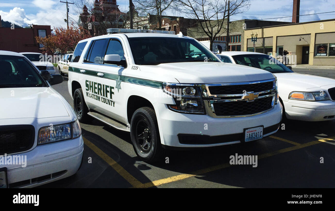 2015 Chevy Tahoe County Sheriff's Office (16382539423 Stock Photo Alamy