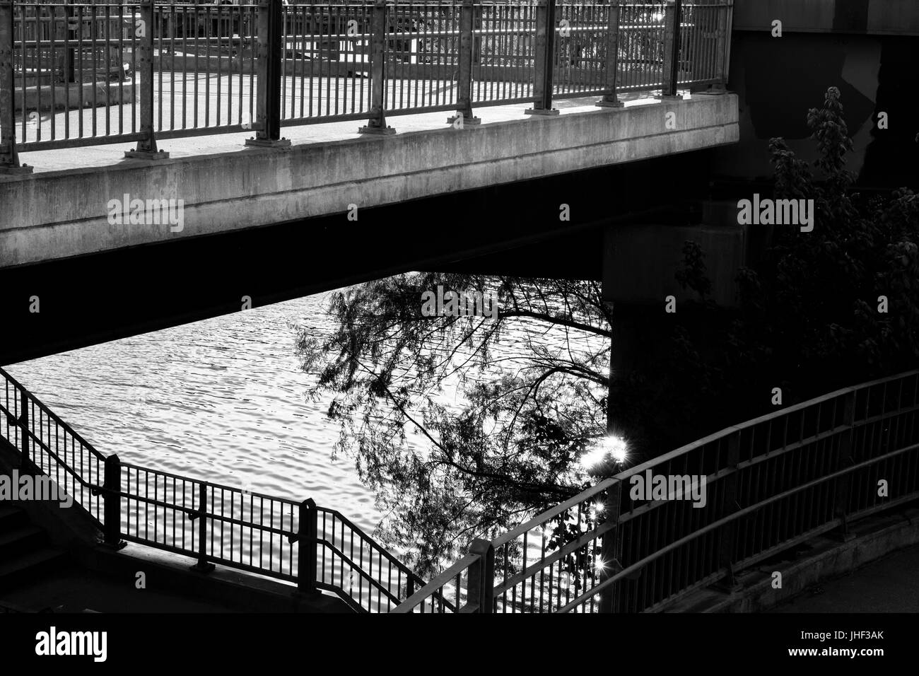 James D. Pfluger Pedestrian and Bicycle Bridge over Lady Bird Lake in Austin TX USA Stock Photo