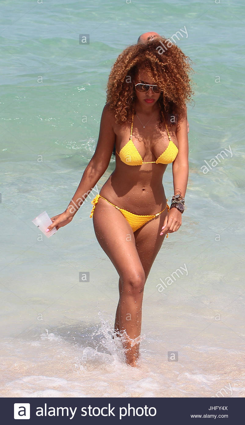 Cleavage 2019 Aisha Thalia naked photo 2017 bra 2019 Aisha Thalia naked photo 2017