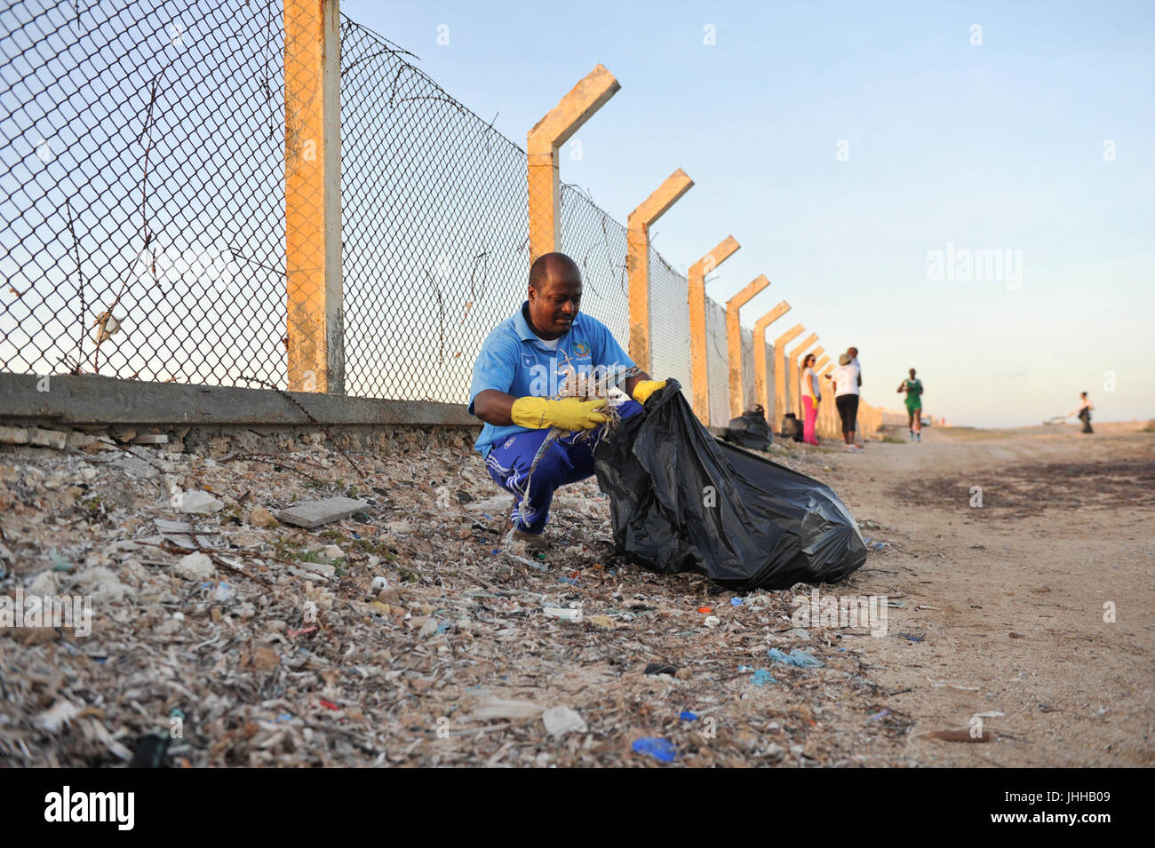 Coastal clean up event hi-res stock photography and images - Alamy
