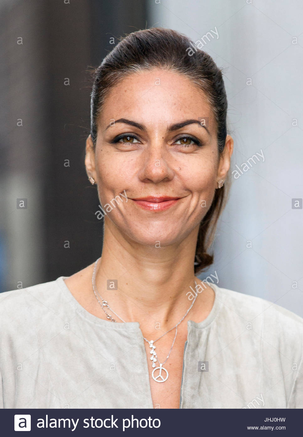 TV Presenter Julia Bradbury To Join Woman Home’s New Norway Fjords Cruise foto pics TV Presenter Julia Bradbury To Join Woman Home’s New Norway Fjords Cruise