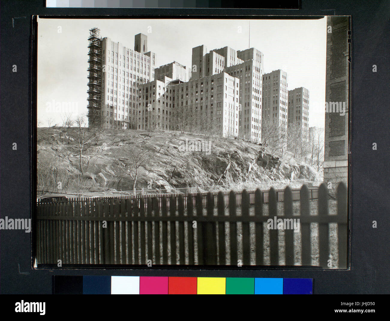 Columbia Presbyterian Medical Center, 168th Street and Broadway, from 165th Street and Riverside Drive, Manhattan (NYPL b13668355-482622) Stock Photo