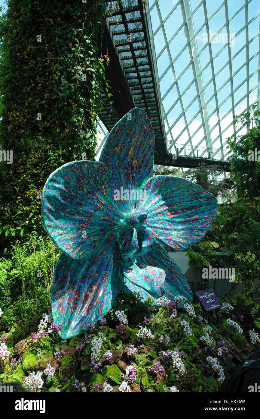 Huge Orchid sculpture, ',The Rush of Nature', by Marc Quinn. Cloud Forest, Gardens by the Bay, Singapore Stock Photo