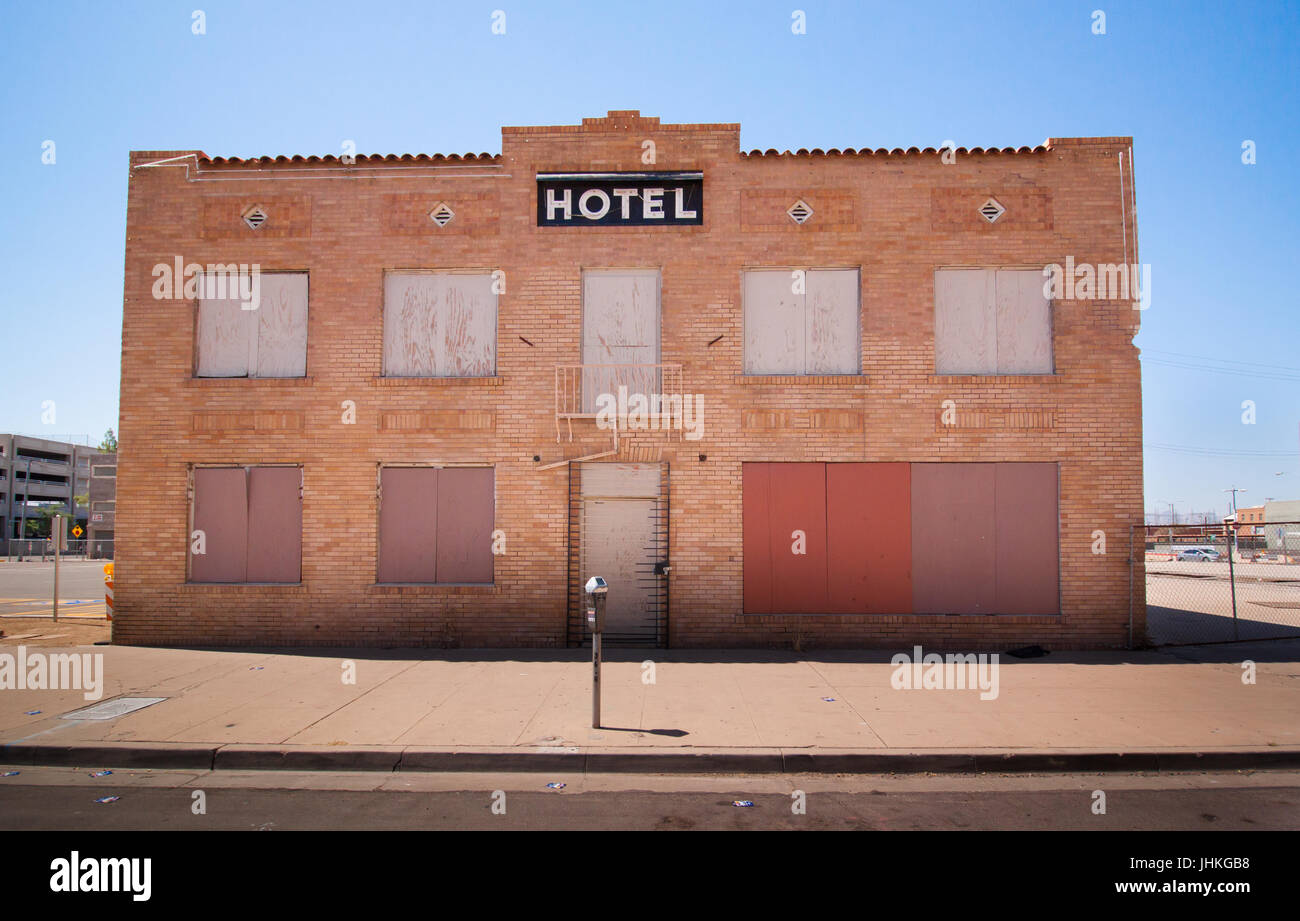 Abandoned St James Hotel In Downtown Phoenix Az Stock Photo Alamy Abandoned St James Hotel In Downtown Phoenix Az Stock Photo Alamy