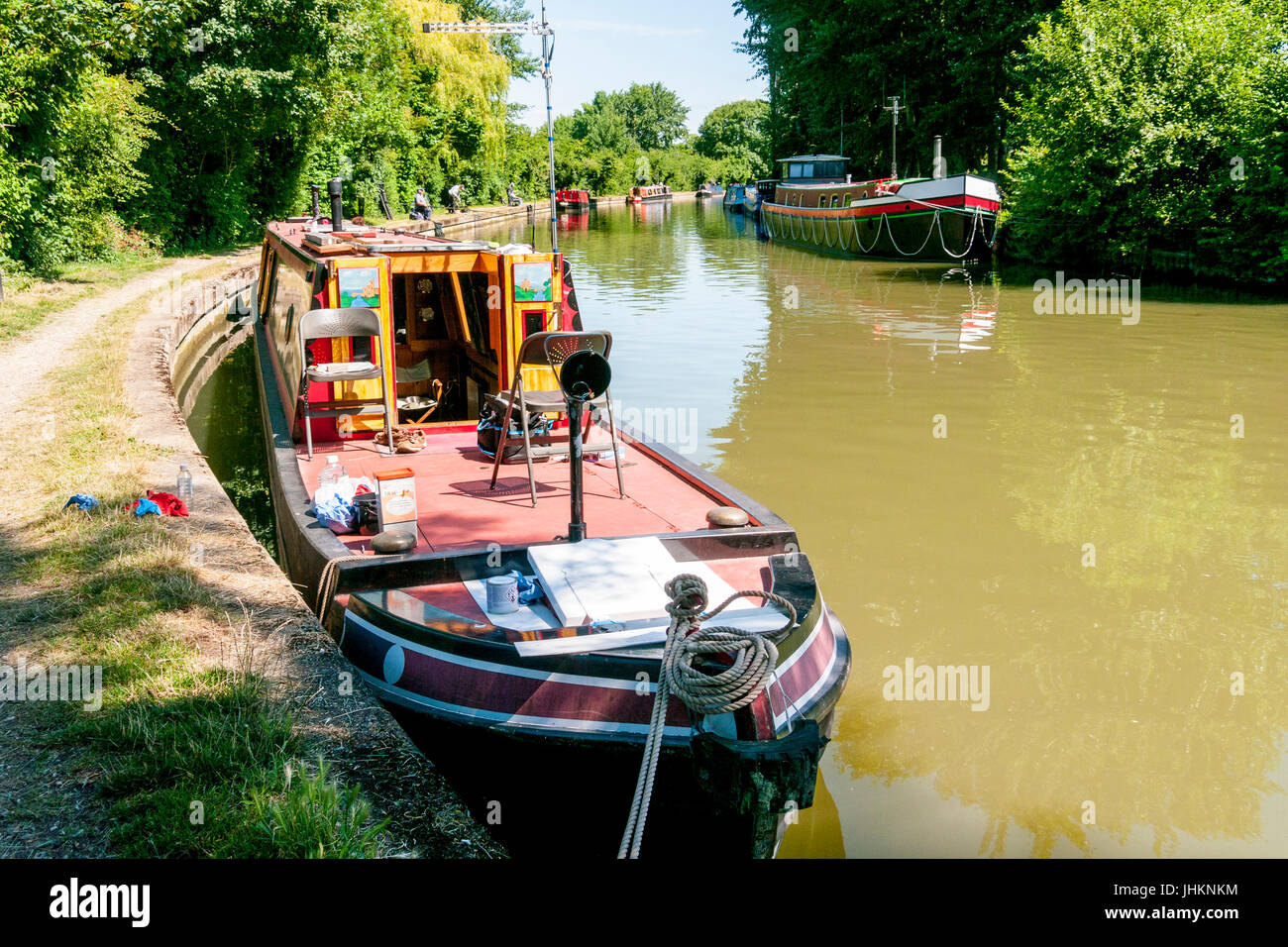 Narrow boats on the Grand Union Canal at Marsworth, in the Vale of Aylesbury, bucks Stock Photo