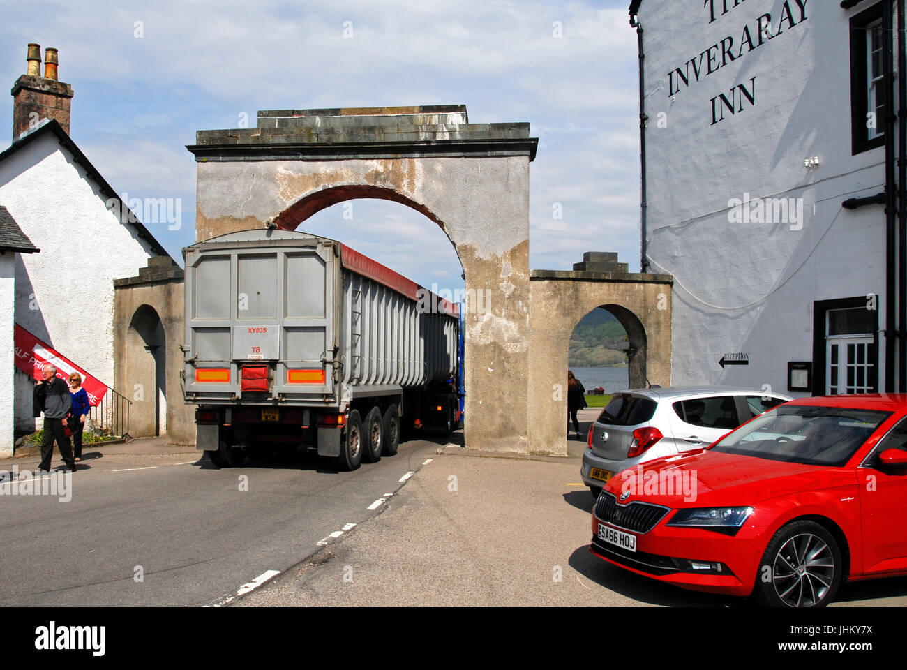 Large vehicle negotiating 18th century arch, Inveraray, Argyll & Bute, Scotland Stock Photo
