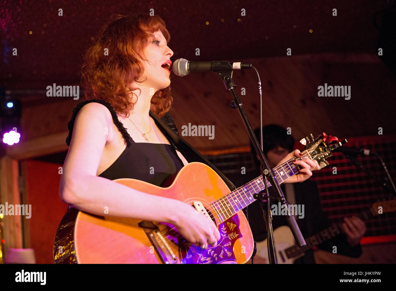 Karen Elson singer - songwriter and guitarist Stock Photo