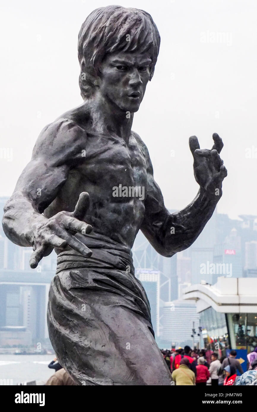 A bronze statue of Bruce Lee on the Avenue of the Stars, Kowloon, Hong Kong. Stock Photo