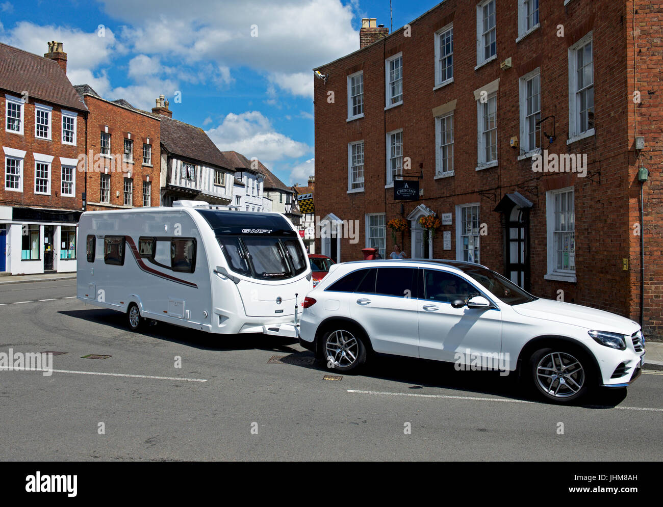 Car towing caravan hires stock photography and images Alamy