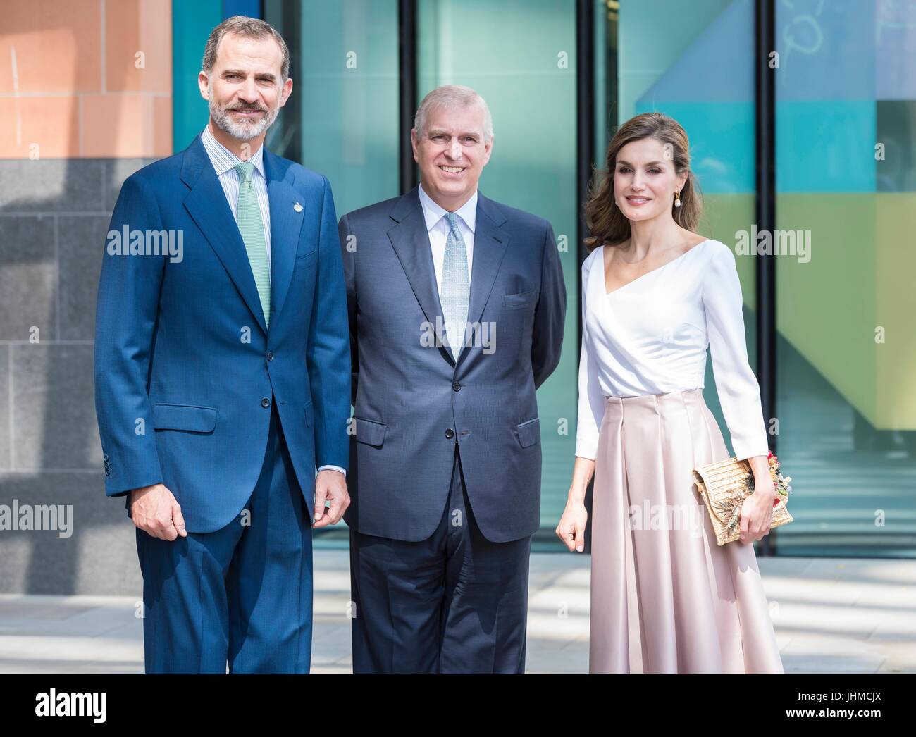London, United Kingdom Of Great Britain And Northern Ireland. 14th July, 2017. Their Majesties, King Felipe VI of Spain and Queen Letizia with Duke of York visit the Francis Crick Institute. London, UK. 14/07/2017 | usage worldwide Credit: dpa/Alamy Live News Stock Photo