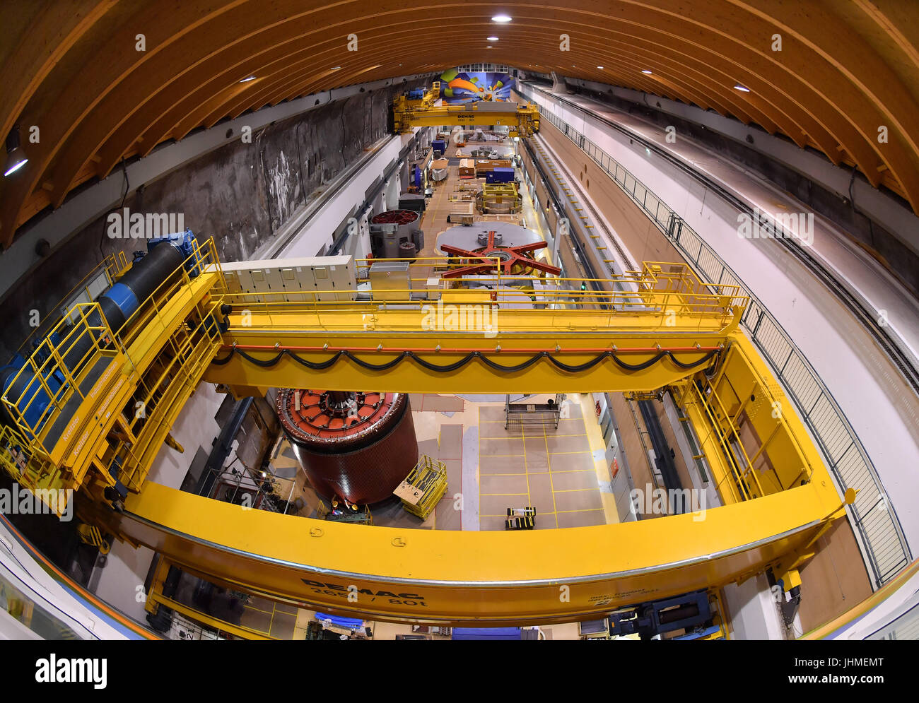 Hydroelectric generator rotor hires stock photography and images Alamy