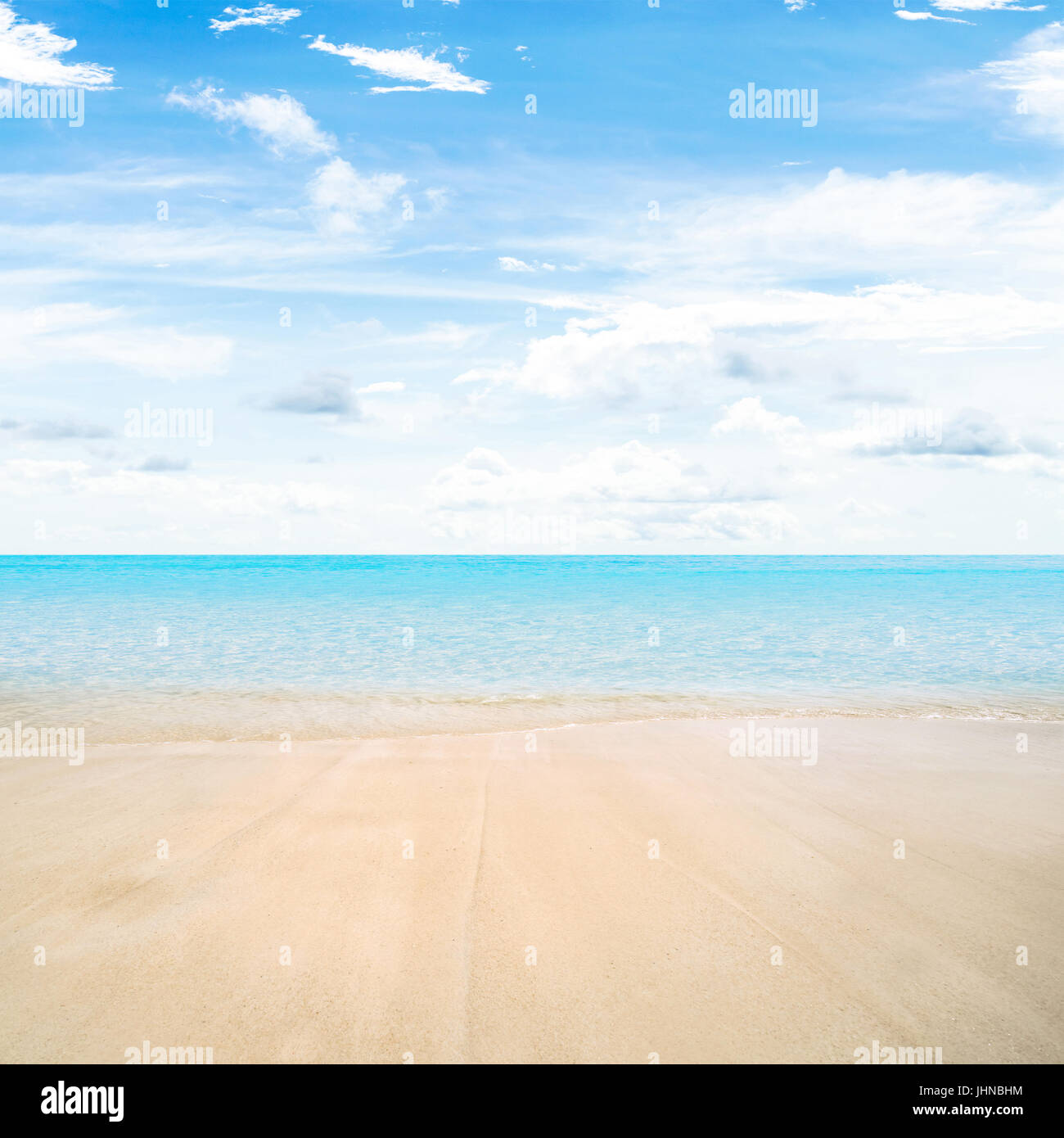 Lagoon paradise beach resort hi-res stock photography and images - Alamy