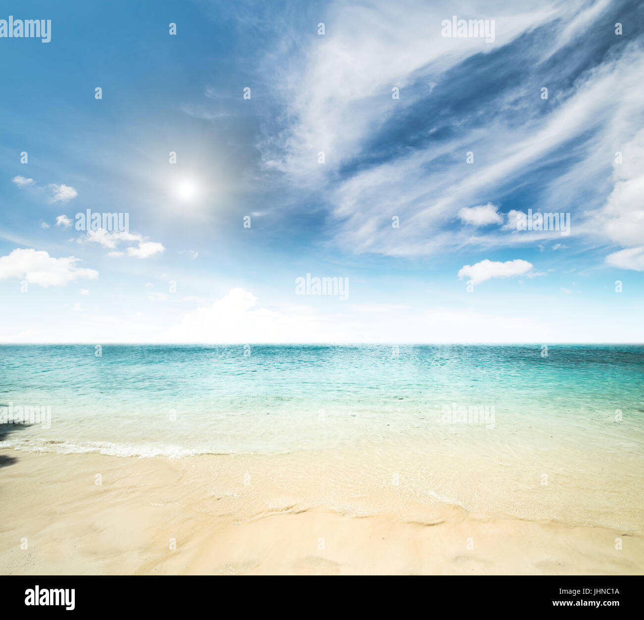 Sky and beach hi-res stock photography and images - Alamy