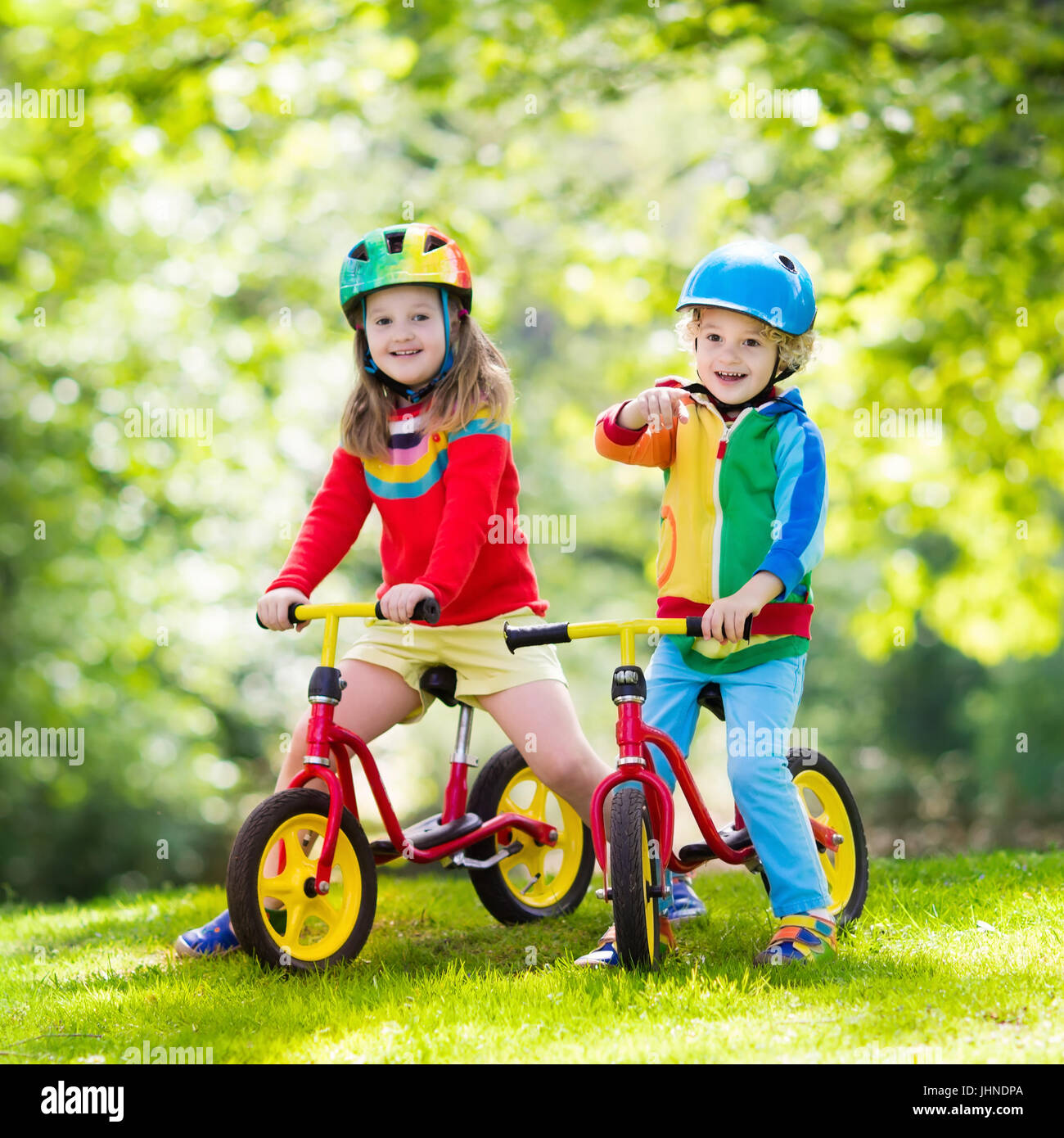 kids play bike