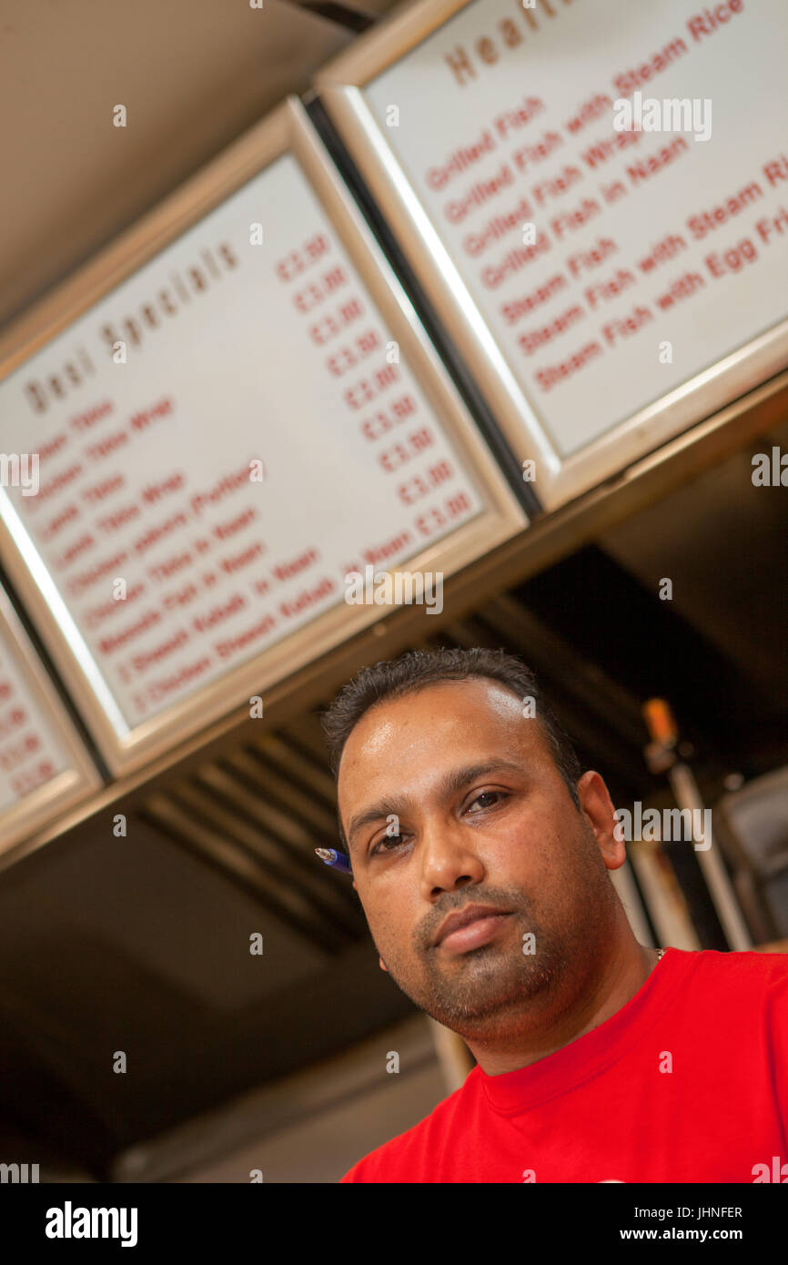 Fast food restaurant counter hires stock photography and images Alamy