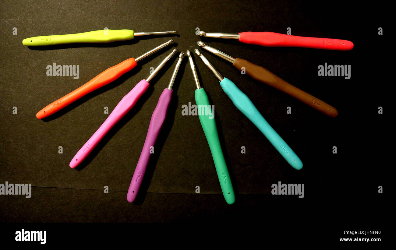 Different size of crochet needle Stock Photo Alamy