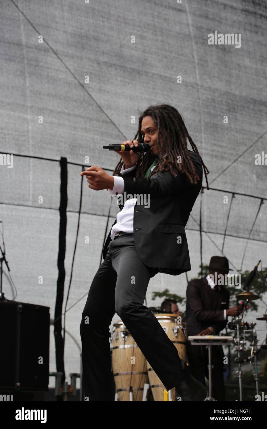 Seeed Singer Seeed band hi-res stock photography and images - Alamy