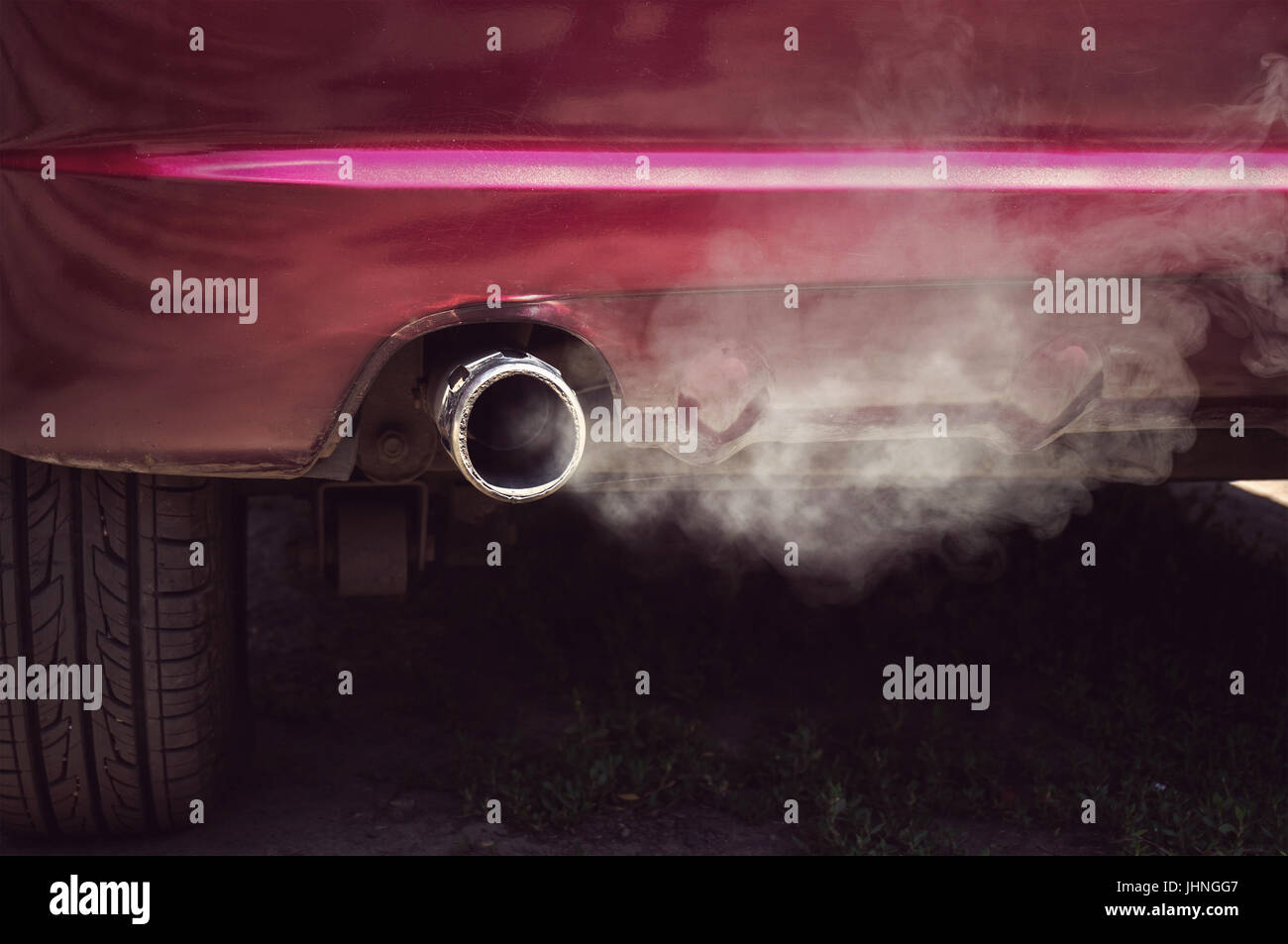 Car exhaust fumes hires stock photography and images Alamy