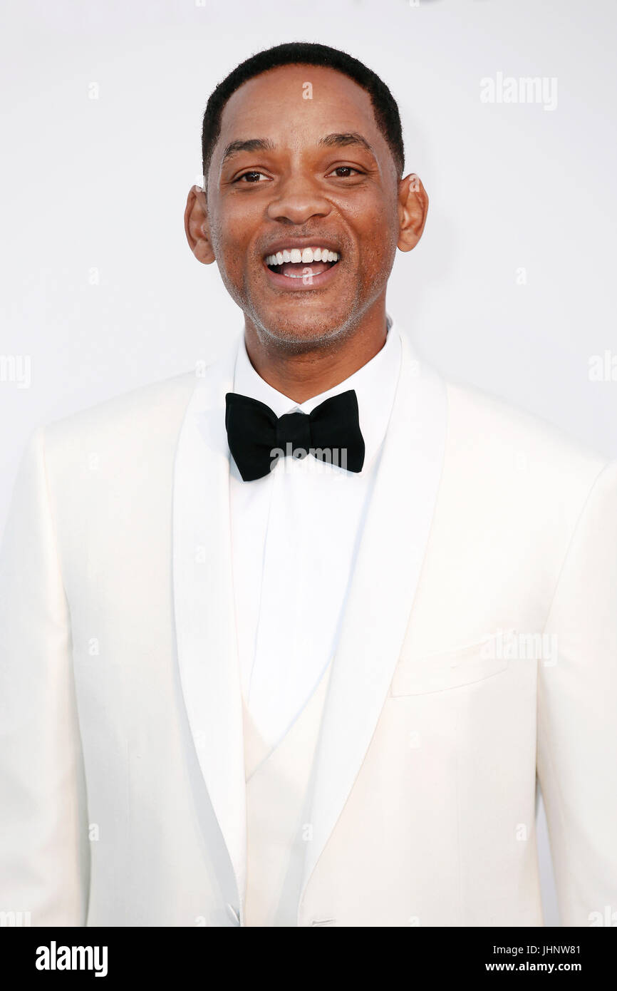 CAP D'ANTIBES, FRANCE - MAY 25: Will Smith arrives at the amfAR Gala Cannes  2017 at Hotel du Cap-Eden-Roc on May 25, 2017 in Cap d'Antibes, France  Stock Photo - Alamy