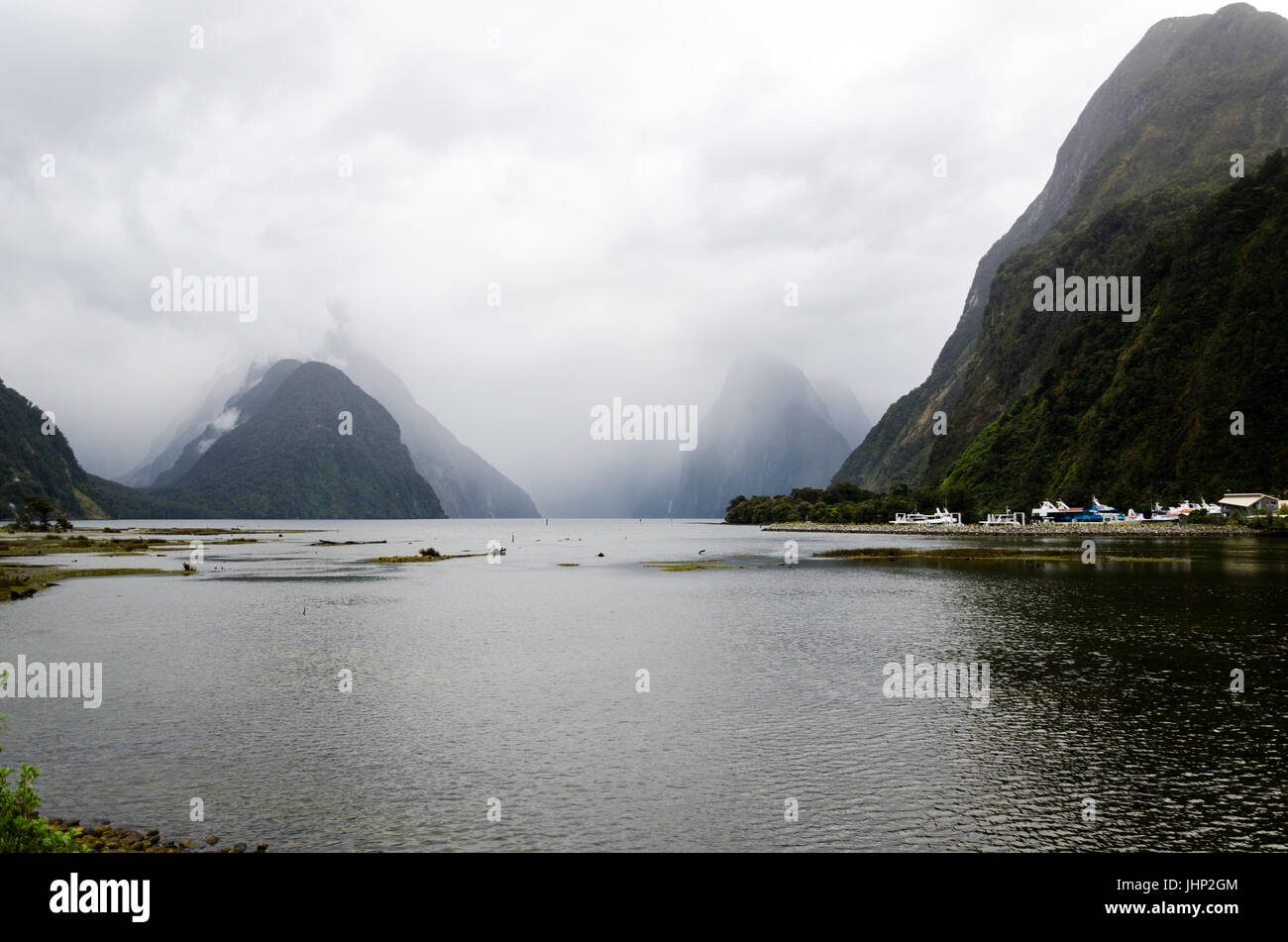 Boat Cruise Through Milford Sound, New Zealand Stock Photo