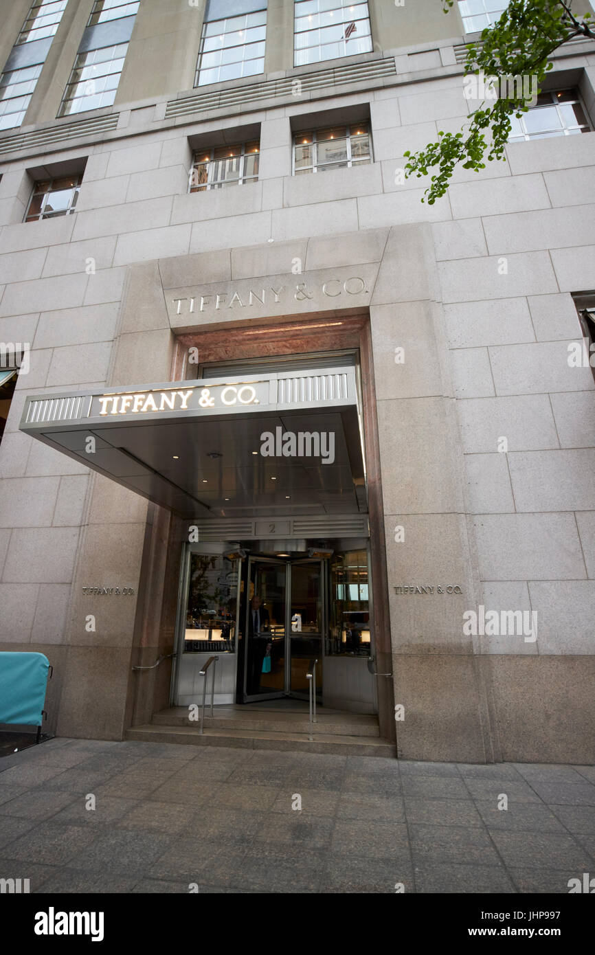 Tiffany & CO., Fifth avenue, New York, United States Stock Photo - Alamy