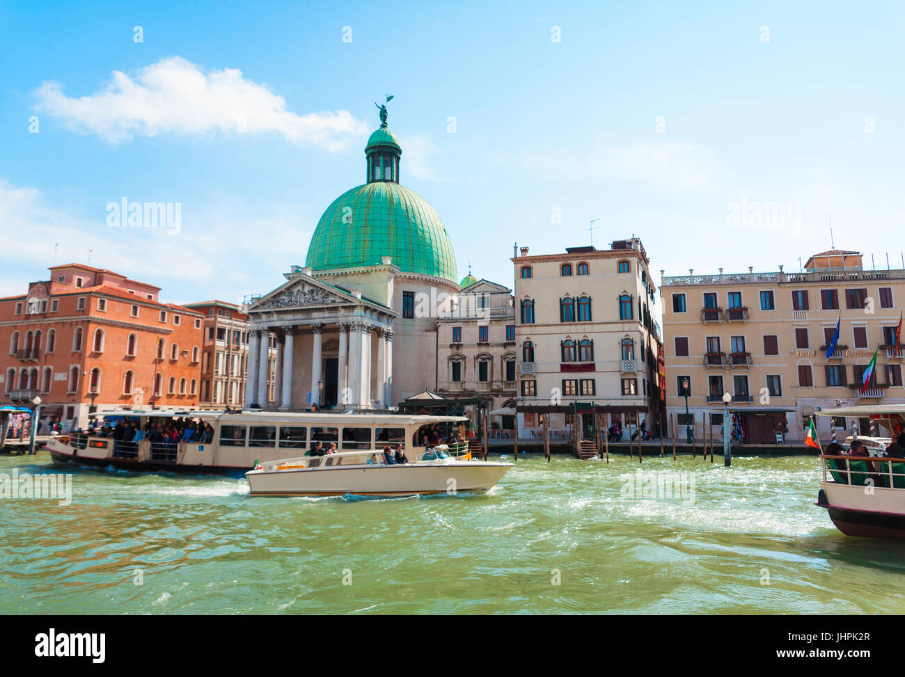 Landscape grand canal basilica hi-res stock photography and images - Alamy