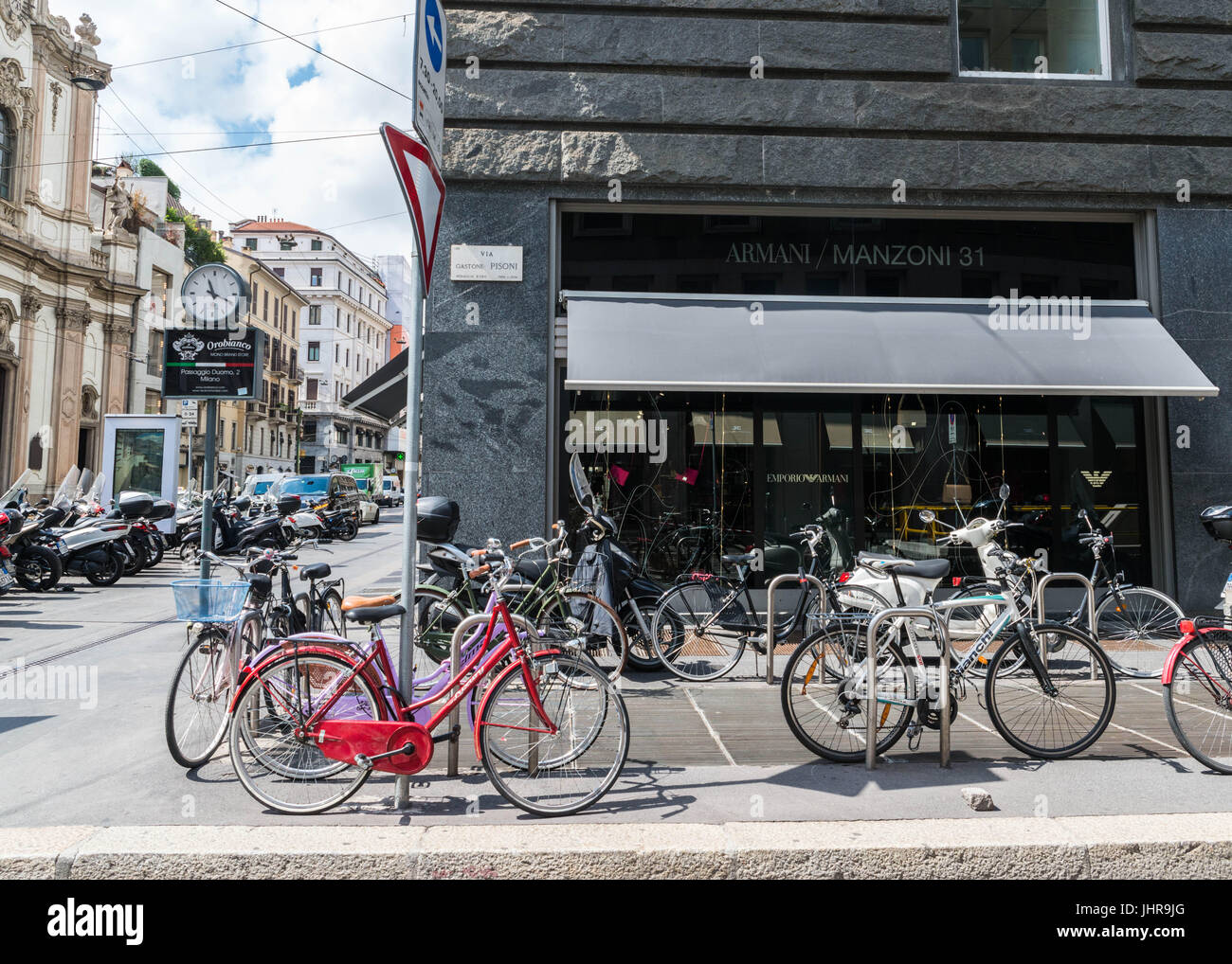 Armani store via manzoni milan hi res stock photography and images Alamy