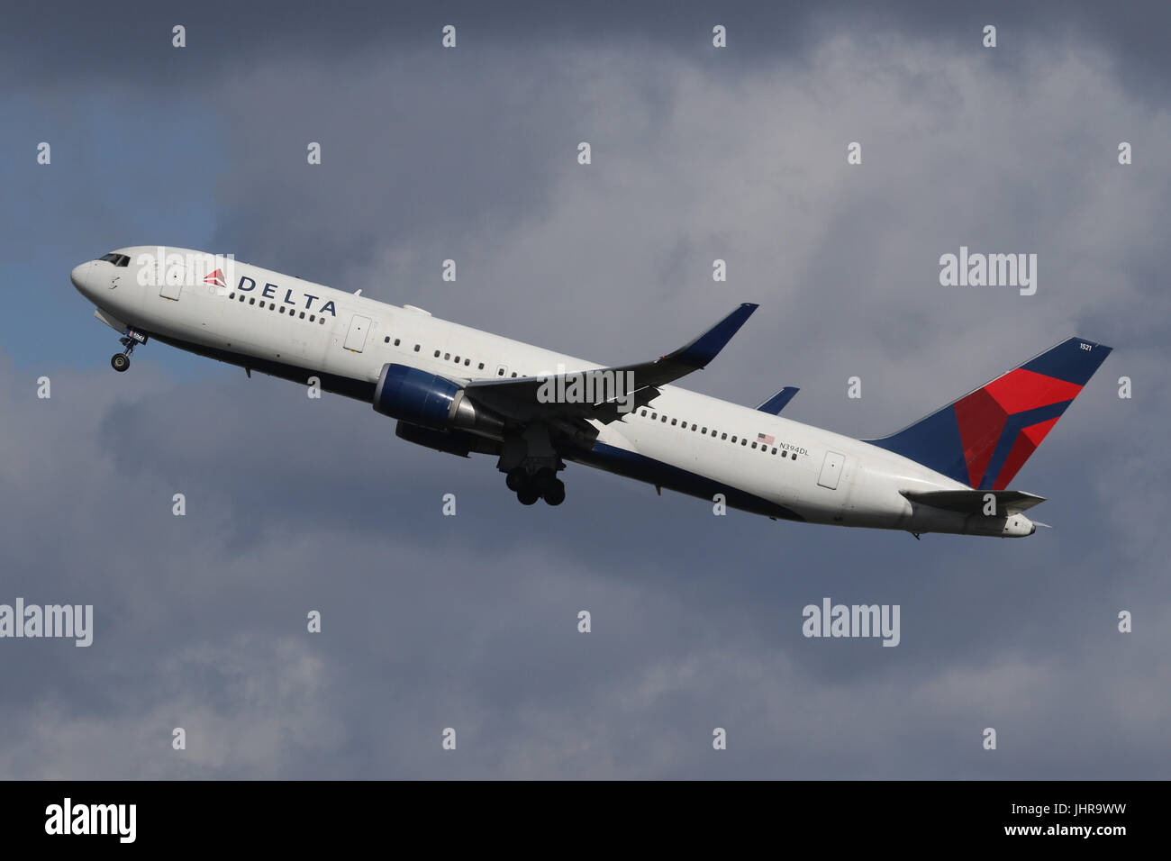 delta airlines 767 Stock Photo
