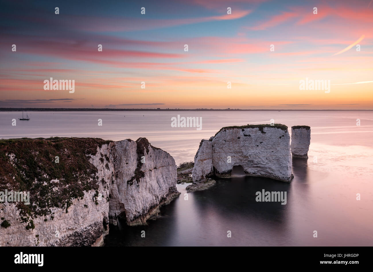 Old harry rocks poole bay hi-res stock photography and images - Alamy