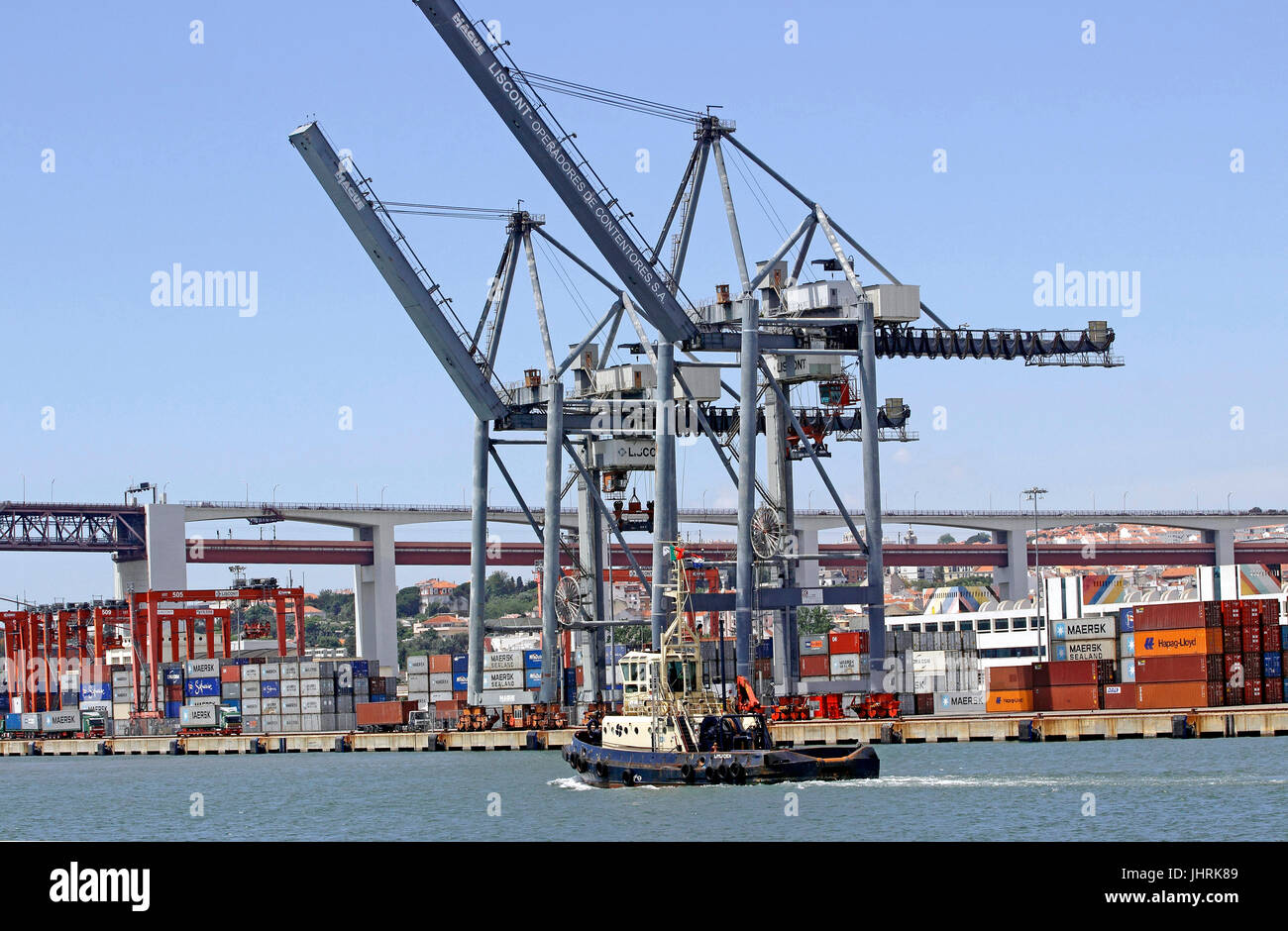 Port of lisbon hi-res stock photography and images - Alamy
