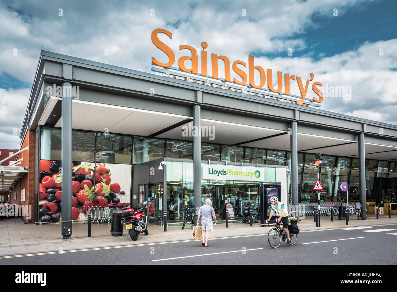 Entrance to Sainsbury's Super Store on Lower Richmond Road, Richmond, Surrey, UK Stock Photo