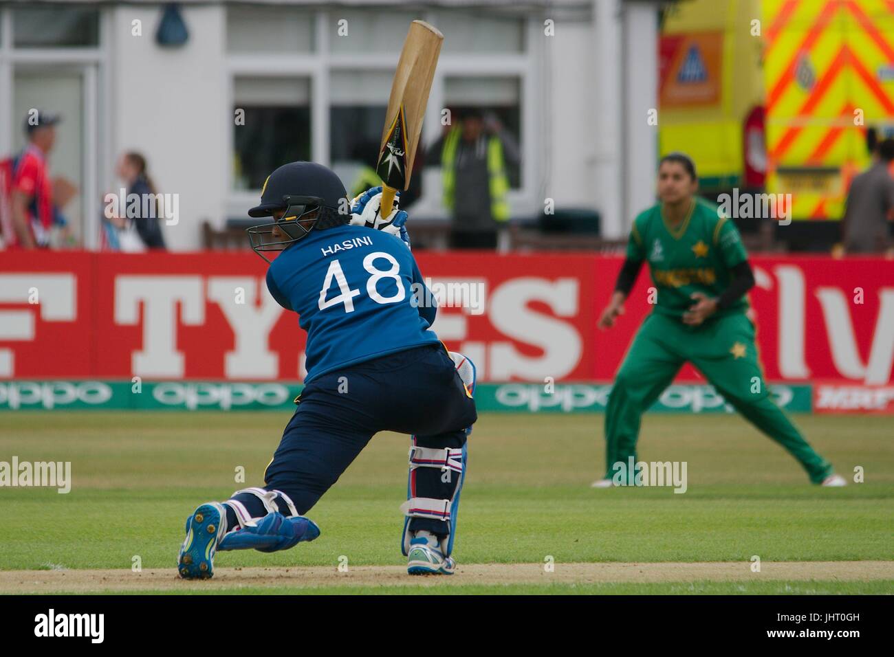 Leicester, England, 15th July 2017. Sri Lankan batter Hasini Perera watching the ball as she is caught by the Pakistan wicket keeper in the ICC Women’s World Cup 2017 at Grace Road, Leicester. Credit: Colin Edwards/Alamy Live News. Stock Photo