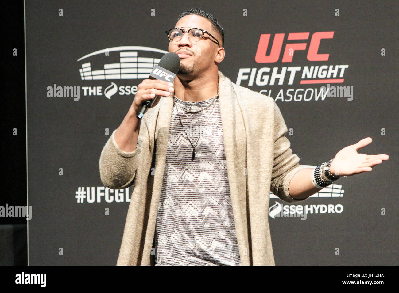 SSE Hydro, Glasgow, United Kingdom. 15 July 2017. Kevin Lee takes questions from fans at UFC Glasgow -Weigh-In  Credit: Dan Cooke/ Alamy Live News Stock Photo