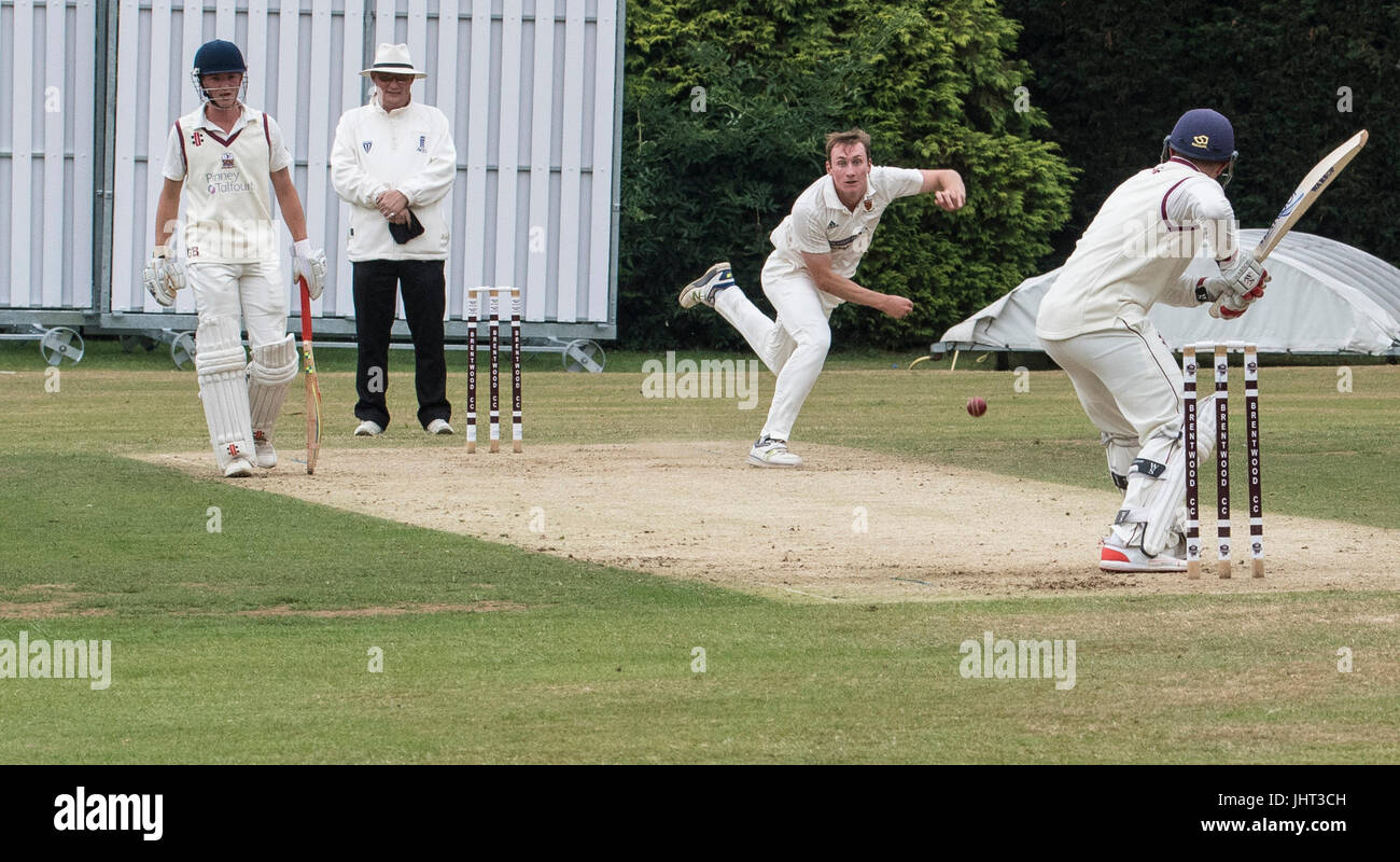 Brentwood, Essex, 15th July, Brentwood bat against Colchester and East Essex Cricicket Club at the Brentwood ground Credit: Ian Davidson/Alamy Live News Stock Photo
