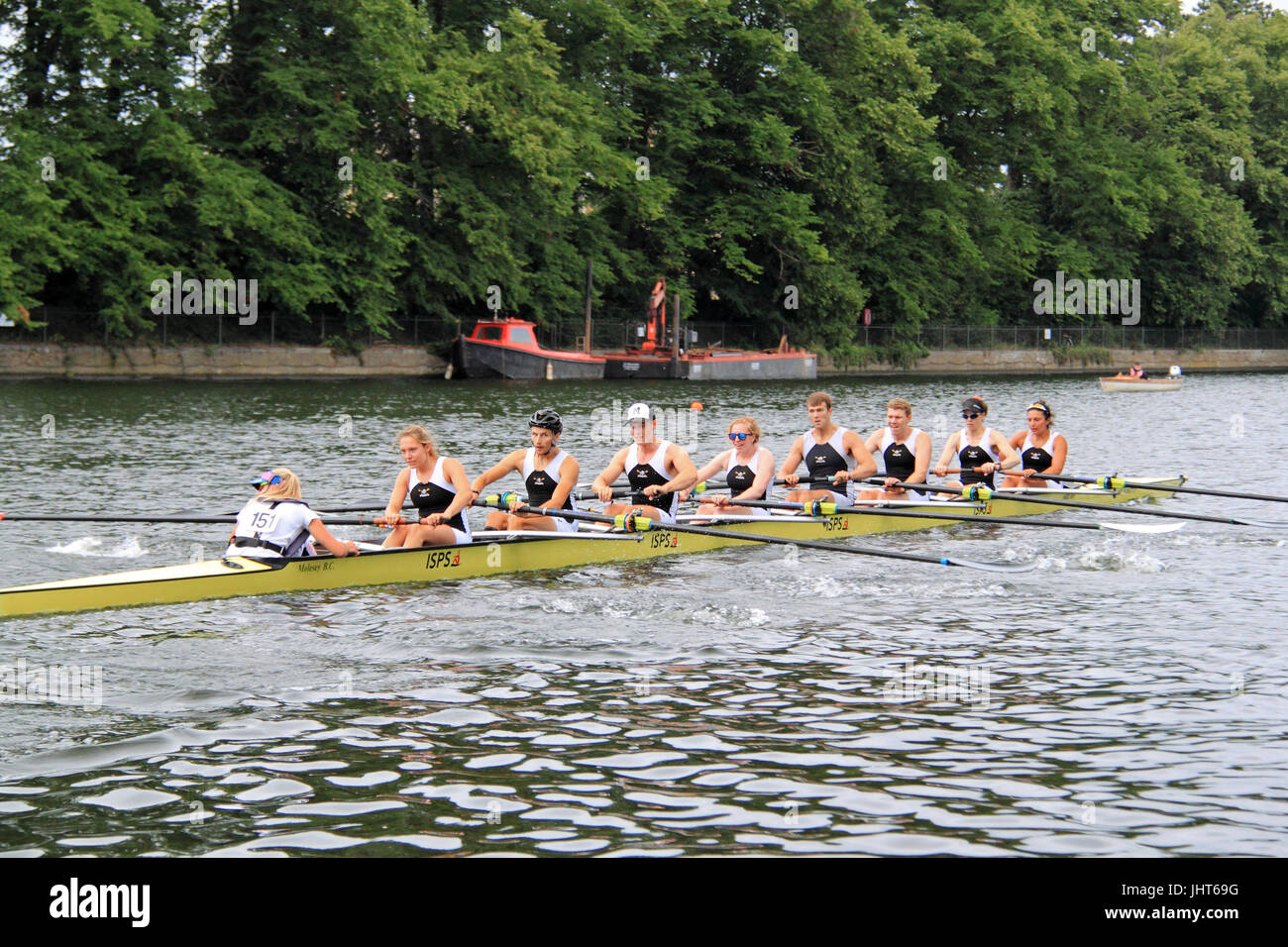 Molesey Boat Club (Winners). Mixed Elite Eight FINAL. 150th Molesey Amateur Regatta, 15th July 2017, River Thames, Hurst Park Riverside, East Molesey, near Hampton Court, Surrey, England, Great Britain, United Kingdom, UK, Europe. Annual amateur rowing competition and social event established in 1867. Credit:  Ian Bottle/Alamy Live News Stock Photo
